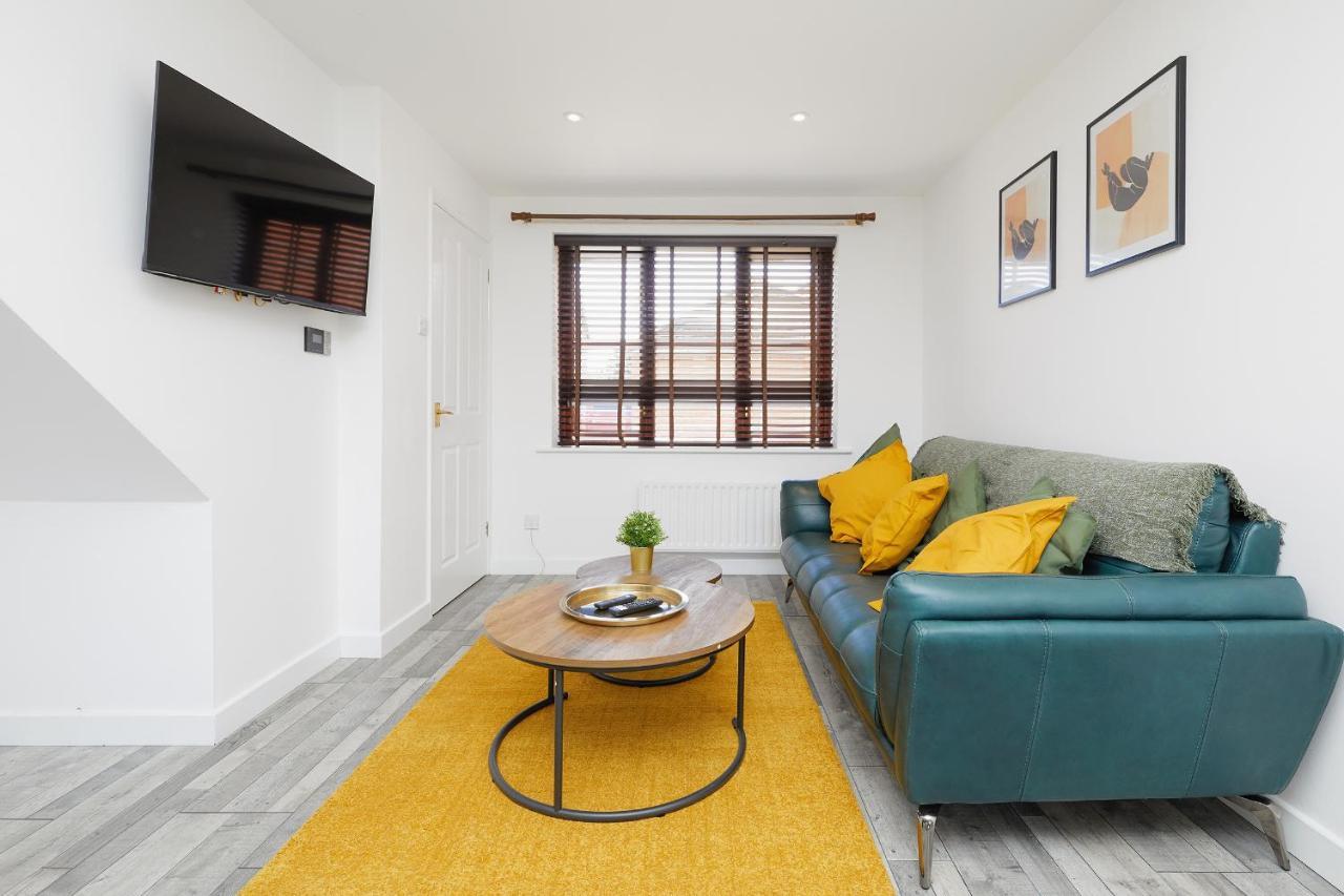 Modern 2 Bed House Near Queens Medical Centre نوتينغهام المظهر الخارجي الصورة