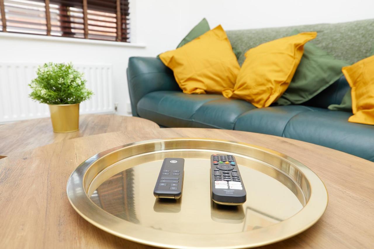 Modern 2 Bed House Near Queens Medical Centre نوتينغهام المظهر الخارجي الصورة